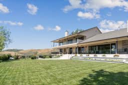 Resort Style Retreat 10 Acre Ranch 4BR/4BTH – Near Valencia